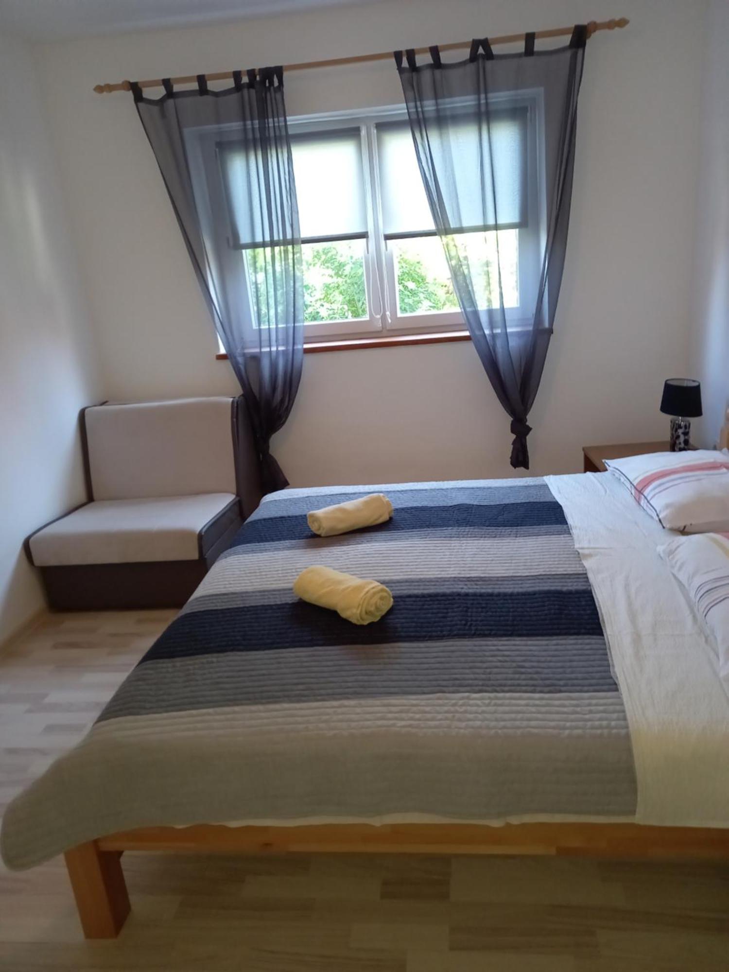 스몰리야나크 Apartman Filip 아파트 외부 사진